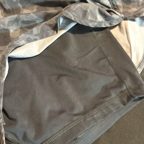 Camouflage Jogger Pants - Picture 2 of 8